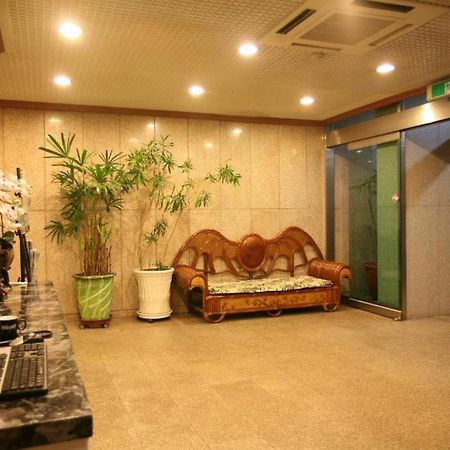 New World Hotel Yongsan Сеул Екстер'єр фото