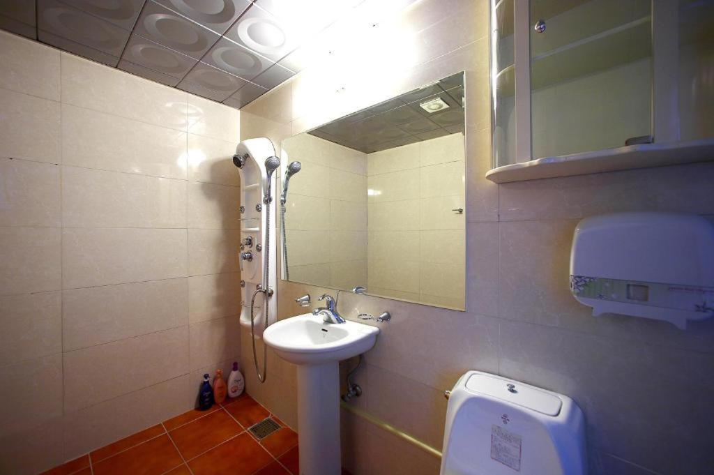 New World Hotel Yongsan Сеул Екстер'єр фото