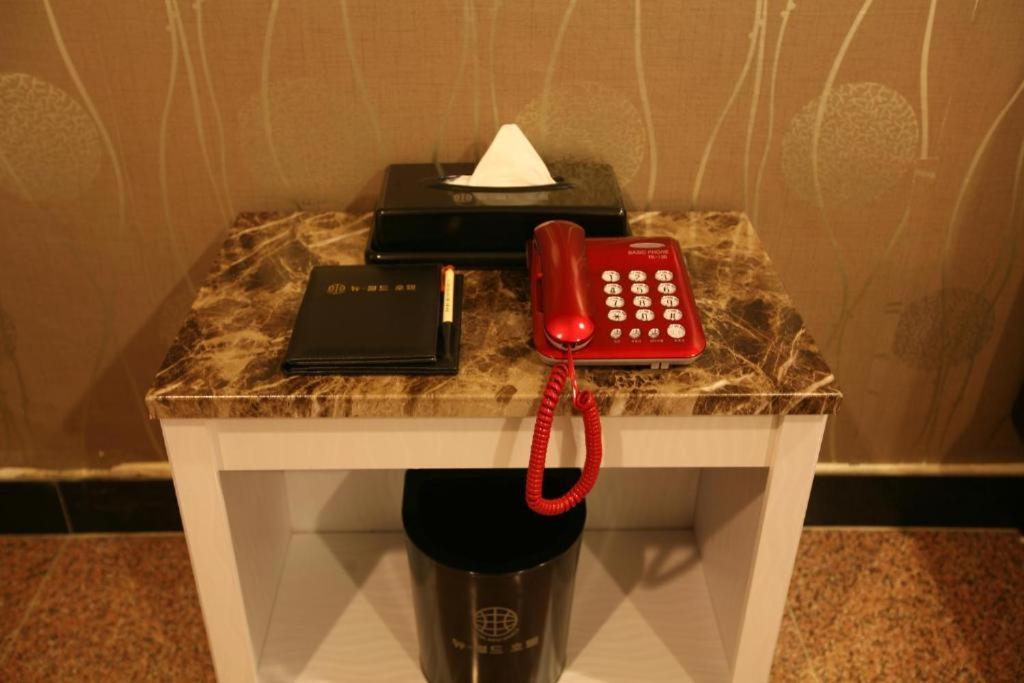 New World Hotel Yongsan Сеул Екстер'єр фото
